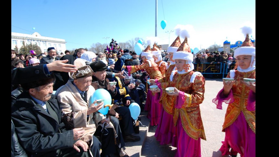 YORUM: AVRASYA DEMOGRAFİSİNİN DÖNÜM NOKTASI: TÜRK DEVLETLERİ YAŞLI HAKLARI KONUSUNDA NEDEN ÖNCÜLÜK ETMELİDİR?