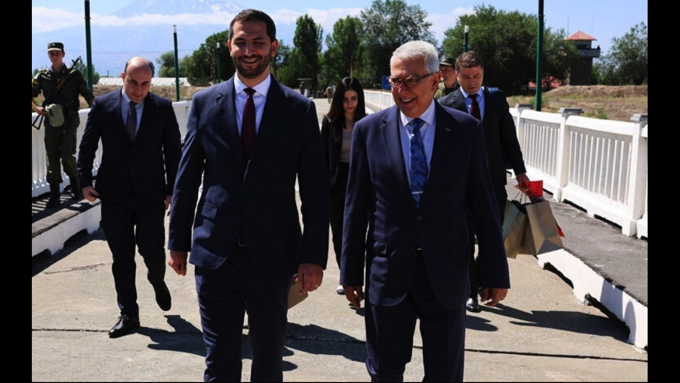 COMMENTARY: A NEW STAGE IN THE TÜRKİYE-ARMENIA NORMALIZATION PROCESS: THE YEREVAN MEETING