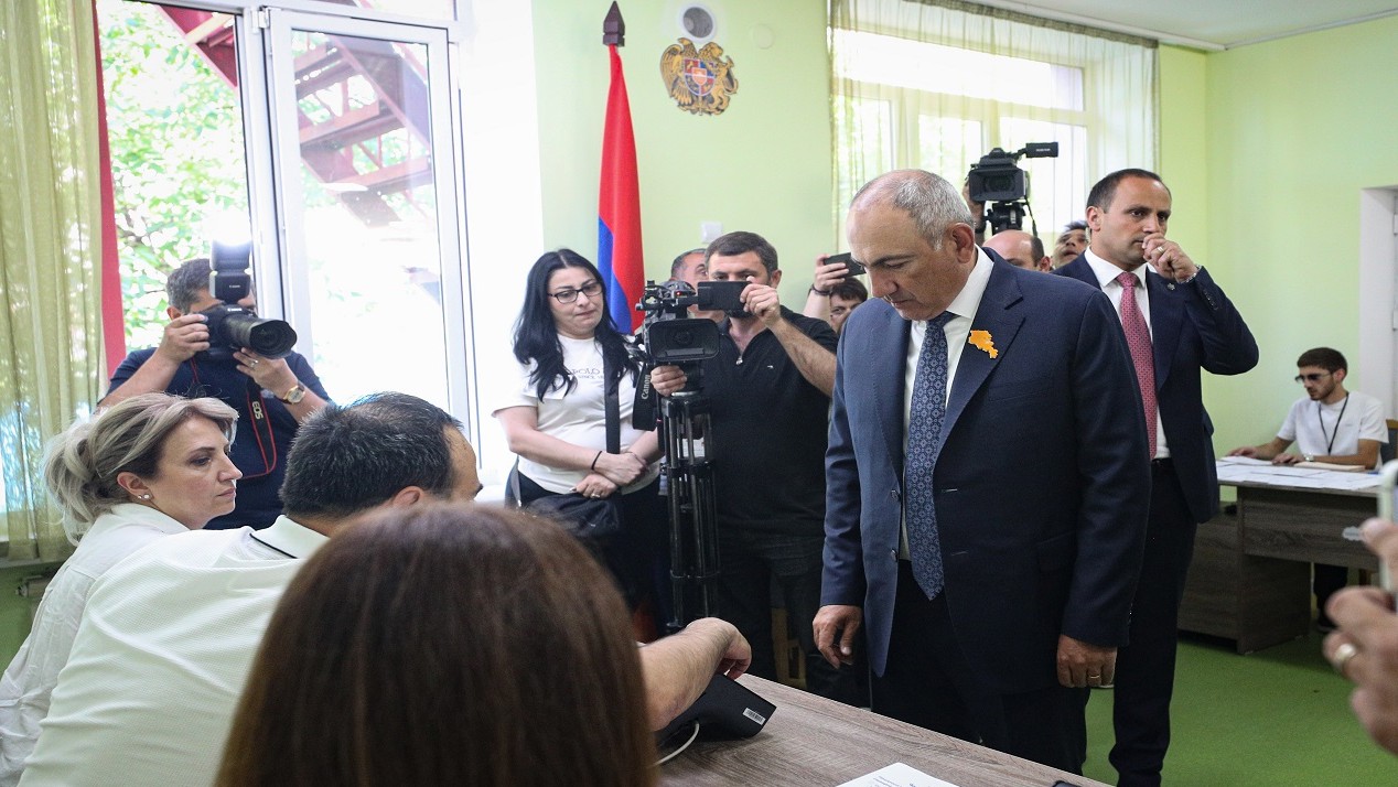 ANALİZ: ERMENİSTAN&rsquo;DA 7 HAZİRAN SE&Ccedil;İMLERİ: SİYASİ S&Uuml;REKLİLİK VE B&Ouml;LGESEL D&Ouml;N&Uuml;Ş&Uuml;M